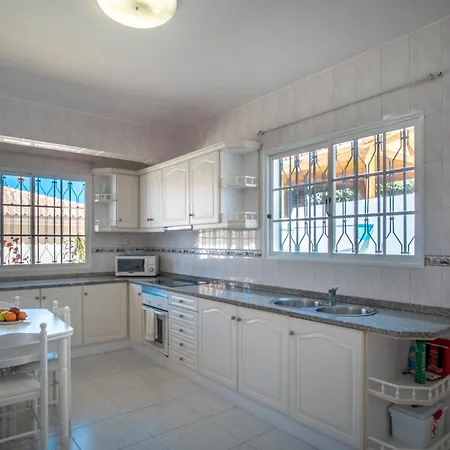 Casa Bom Sucesso Tatil Evi